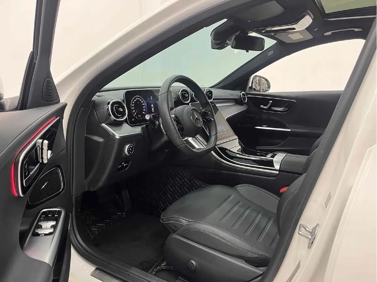 2025 Mercedes-Benz C Class 1.5T 204HP L4 9AT,autocango,china used car exporter,china ev exporter,chinese used car exporter,chinese used ev exporter