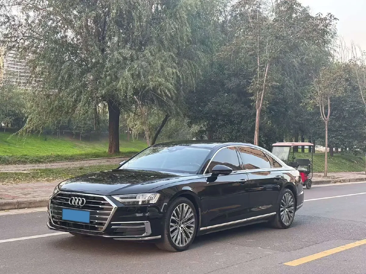 2018 Audi A8 3.0T 340HP V6 8AT,autocango,china used car exporter,china ev exporter,chinese used car exporter,chinese used ev exporter