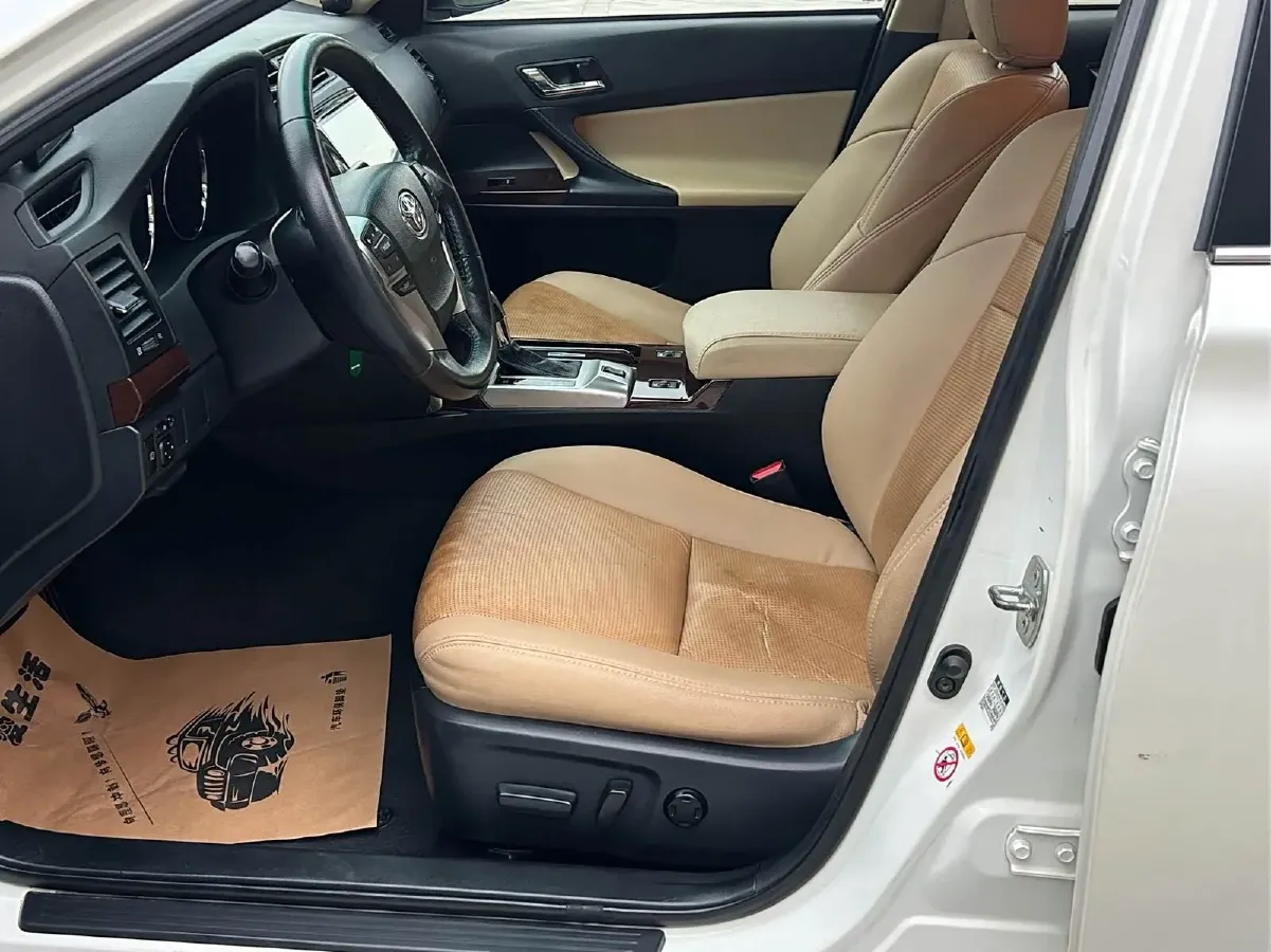 2013 Toyota Reiz 2.5L 193HP V6 6AT,autocango,china used car exporter,china ev exporter,chinese used car exporter,chinese used ev exporter