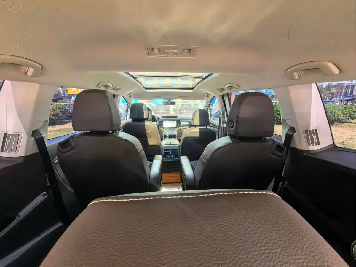 2020 Volkswagen Viloran 2.0T 186HP L4 7DCT,autocango,china used car exporter,china ev exporter,chinese used car exporter,chinese used ev exporter