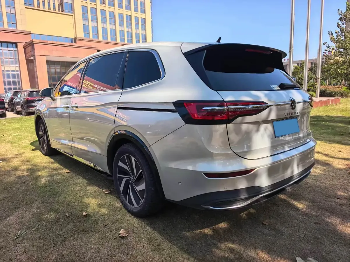 2020 Volkswagen Viloran 2.0T 186HP L4 7DCT,autocango,china used car exporter,china ev exporter,chinese used car exporter,chinese used ev exporter