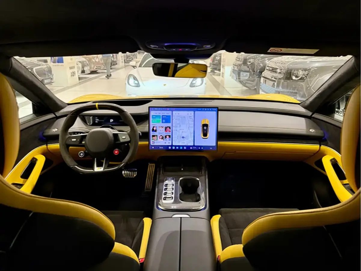 2025 MI SU7 Ultra BEV 93.7KWH,autocango,china used car exporter,china ev exporter,chinese used car exporter,chinese used ev exporter