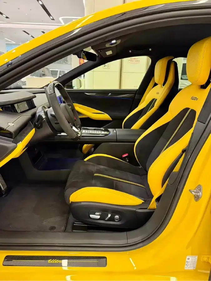 2025 MI SU7 Ultra BEV 93.7KWH,autocango,china used car exporter,china ev exporter,chinese used car exporter,chinese used ev exporter