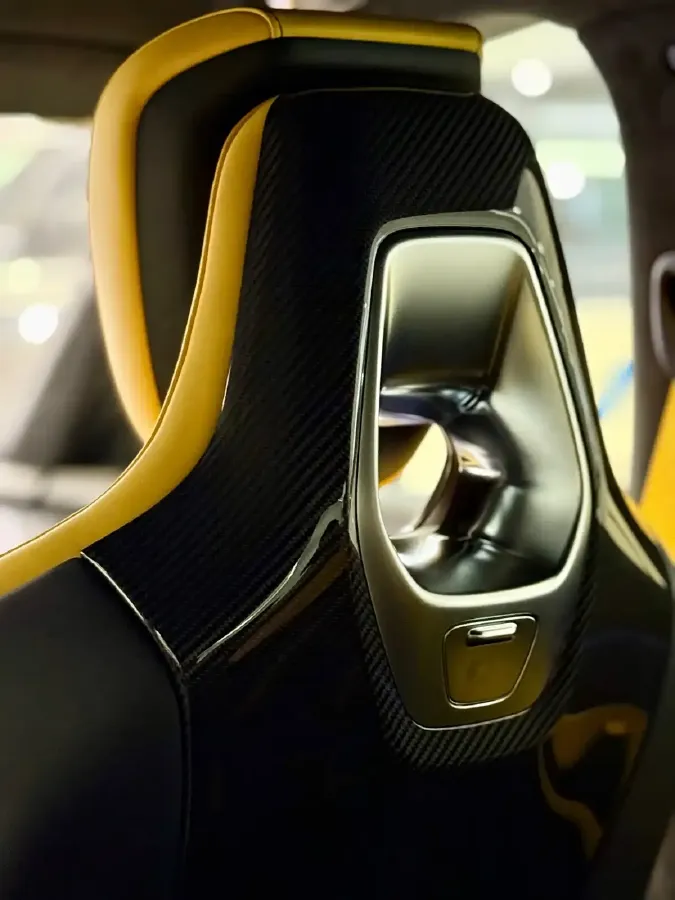 2025 MI SU7 Ultra BEV 93.7KWH,autocango,china used car exporter,china ev exporter,chinese used car exporter,chinese used ev exporter