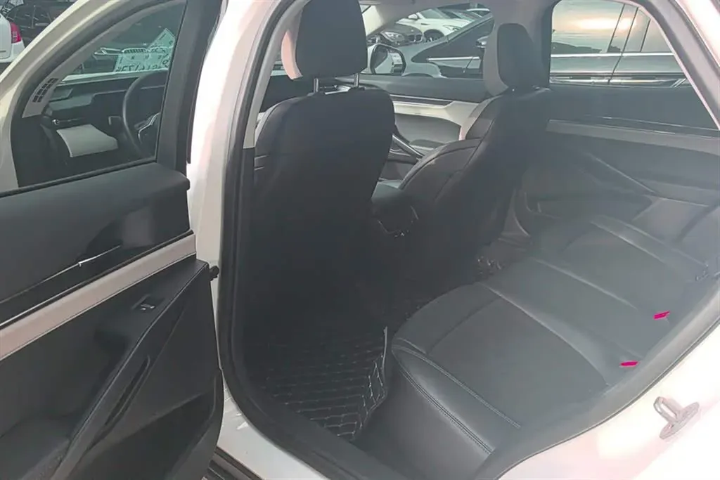 2022 Ford EVOS 2.0T 238HP L4 8AT,autocango,china used car exporter,china ev exporter,chinese used car exporter,chinese used ev exporter