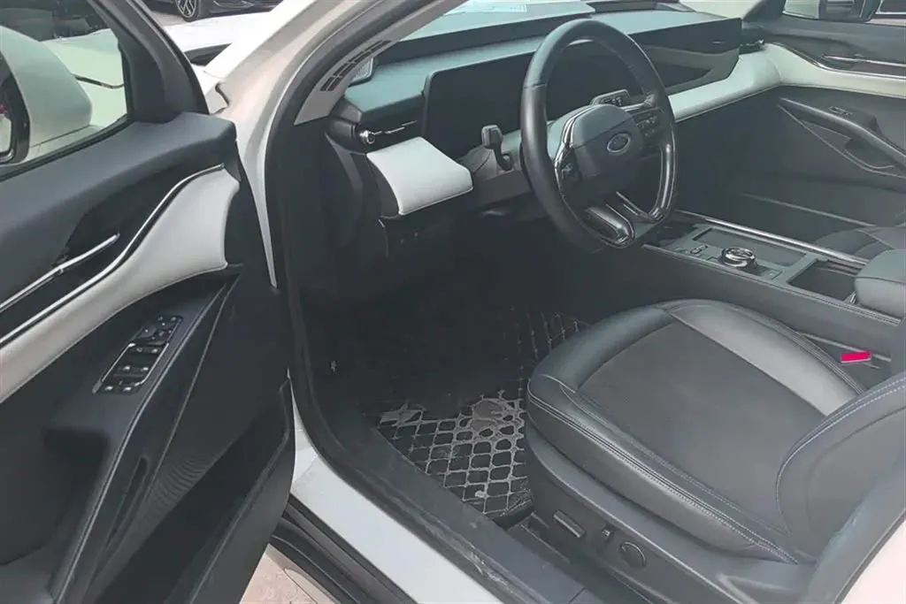 2022 Ford EVOS 2.0T 238HP L4 8AT,autocango,china used car exporter,china ev exporter,chinese used car exporter,chinese used ev exporter