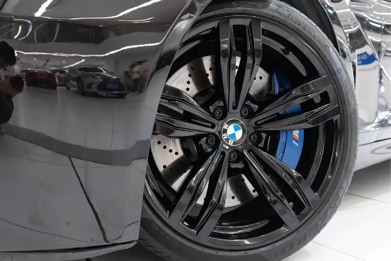 2013 BMW M6 4.4T 560HP V8 7DCT,autocango,china used car exporter,china ev exporter,chinese used car exporter,chinese used ev exporter