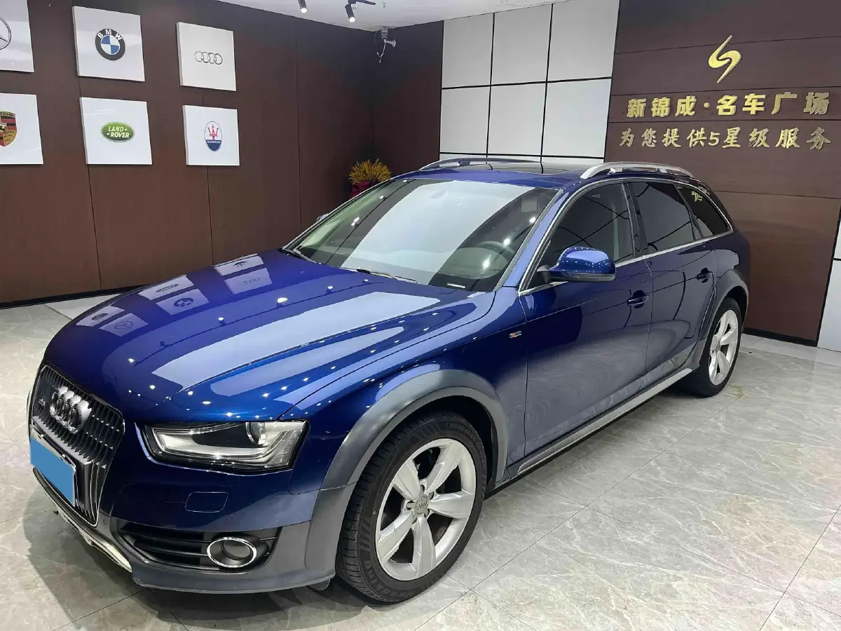 2014 Audi A4 2.0T 211HP L4 7DCT