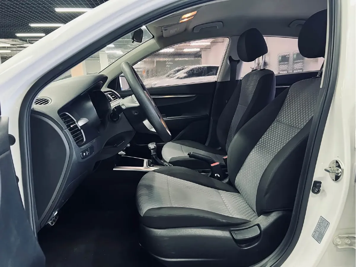 2017 Kia K2 1.4L 100HP L4 6AT,autocango,china used car exporter,china ev exporter,chinese used car exporter,chinese used ev exporter