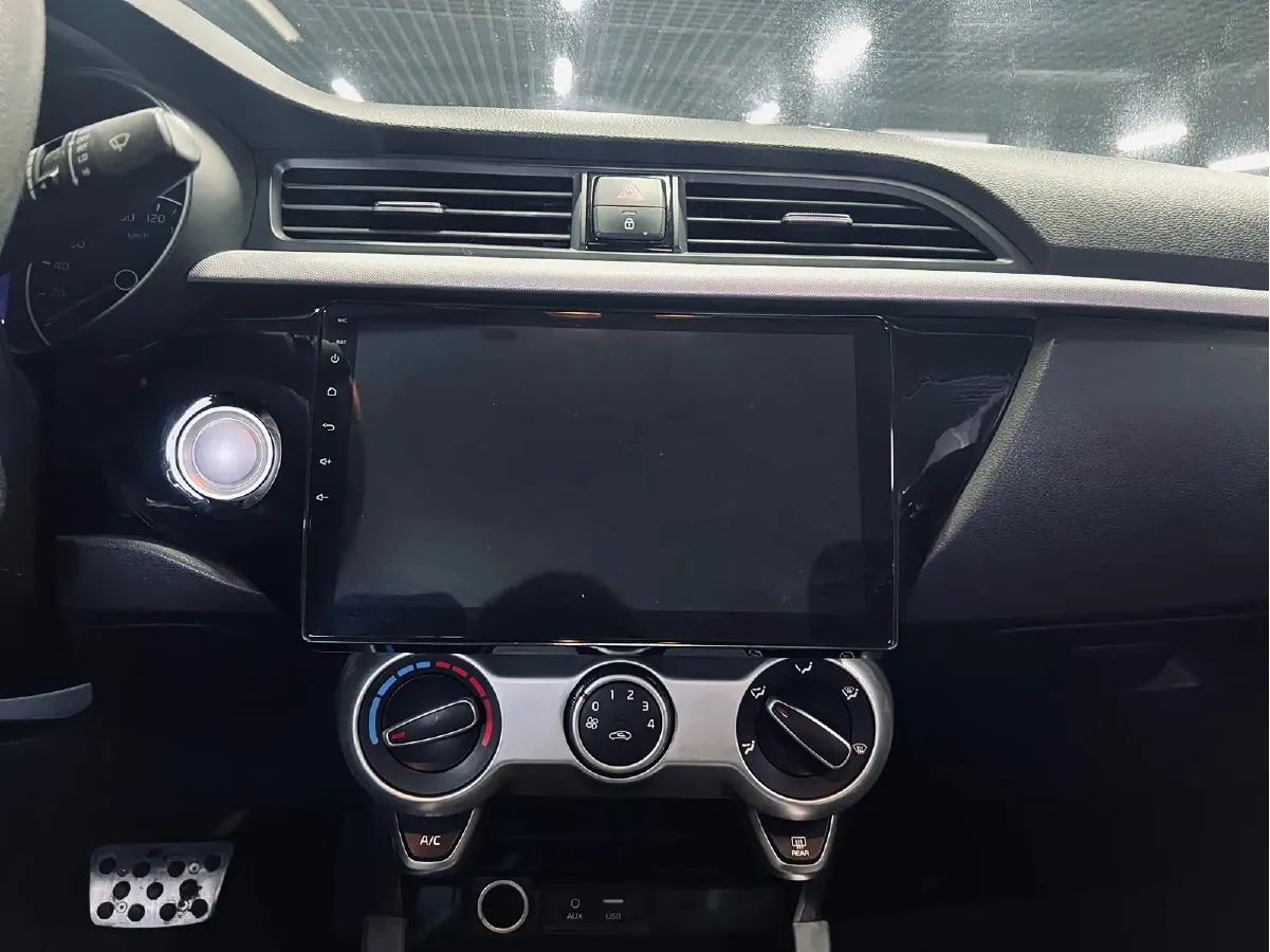 2017 Kia K2 1.4L 100HP L4 6AT,autocango,china used car exporter,china ev exporter,chinese used car exporter,chinese used ev exporter