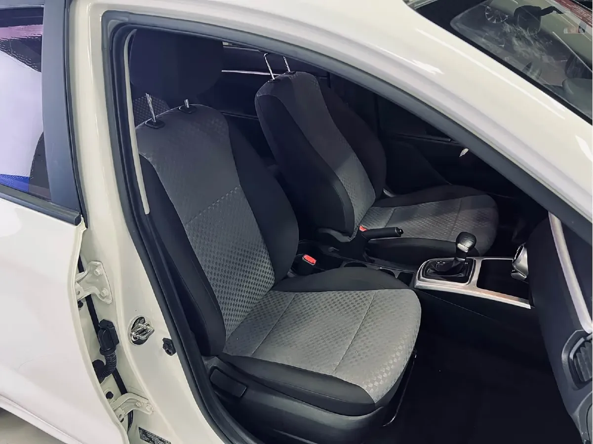 2017 Kia K2 1.4L 100HP L4 6AT,autocango,china used car exporter,china ev exporter,chinese used car exporter,chinese used ev exporter