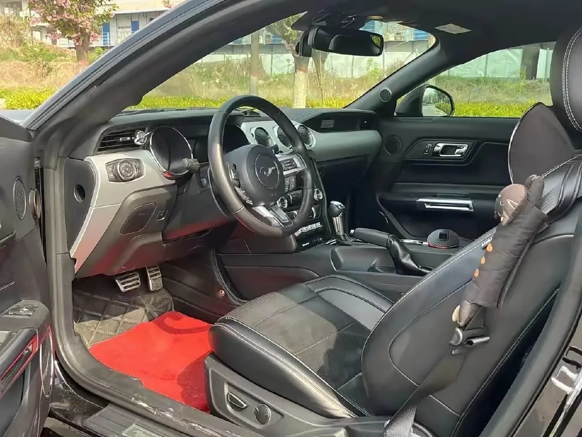 2015 Ford Mustang 2.3T 314HP L4 6AT,autocango,china used car exporter,china ev exporter,chinese used car exporter,chinese used ev exporter