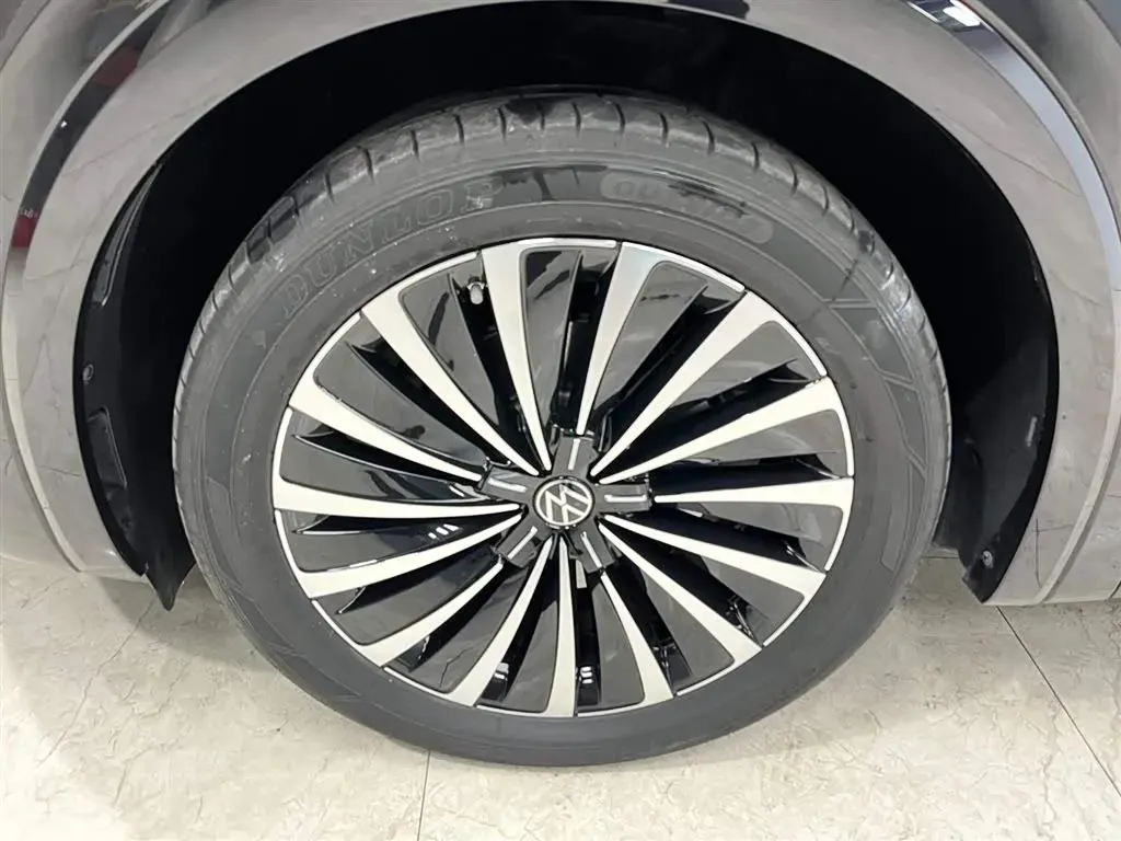 2024 Volkswagen Viloran 2.0T 220HP L4 7DCT,autocango,china used car exporter,china ev exporter,chinese used car exporter,chinese used ev exporter