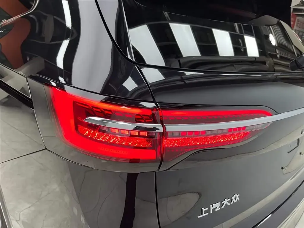 2024 Volkswagen Viloran 2.0T 220HP L4 7DCT,autocango,china used car exporter,china ev exporter,chinese used car exporter,chinese used ev exporter