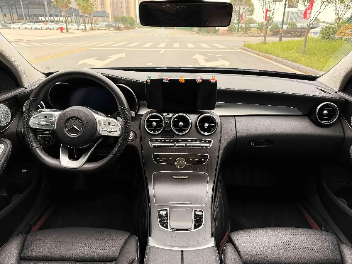 2021 Mercedes-Benz C Class 1.5T 184HP L4 9AT,autocango,china used car exporter,china ev exporter,chinese used car exporter,chinese used ev exporter