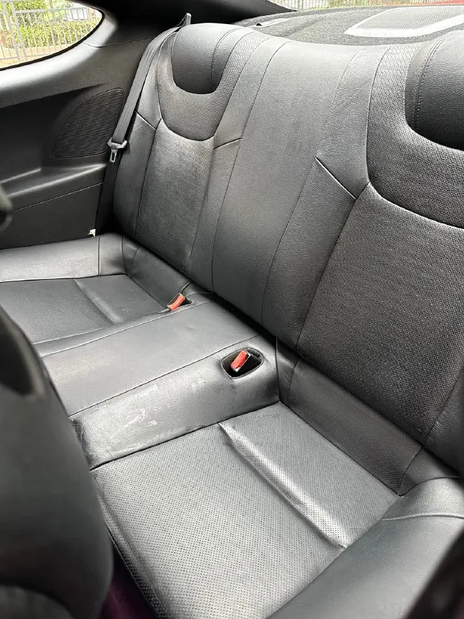 2012 Hyundai Rohens-Coupe 2.0T 260HP L4 8AT,autocango,china used car exporter,china ev exporter,chinese used car exporter,chinese used ev exporter