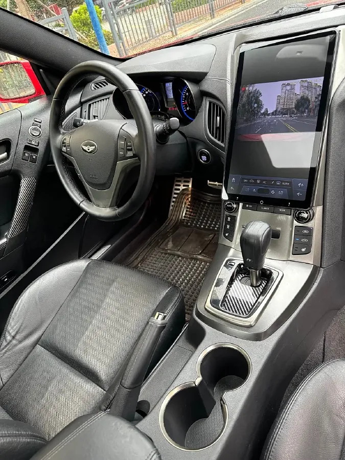 2012 Hyundai Rohens-Coupe 2.0T 260HP L4 8AT,autocango,china used car exporter,china ev exporter,chinese used car exporter,chinese used ev exporter