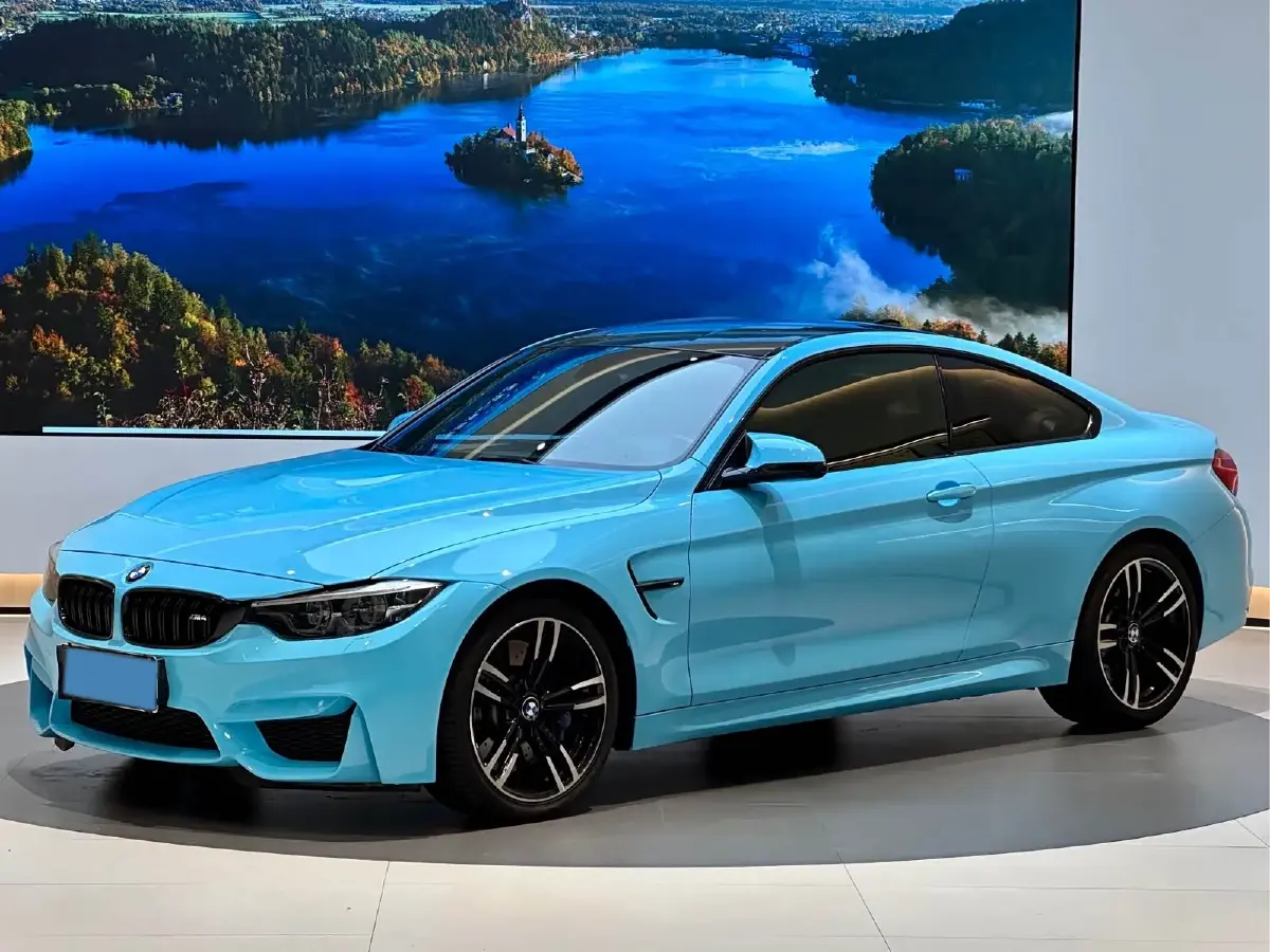 2017 BMW M4 3.0T 431HP L6 7DCT