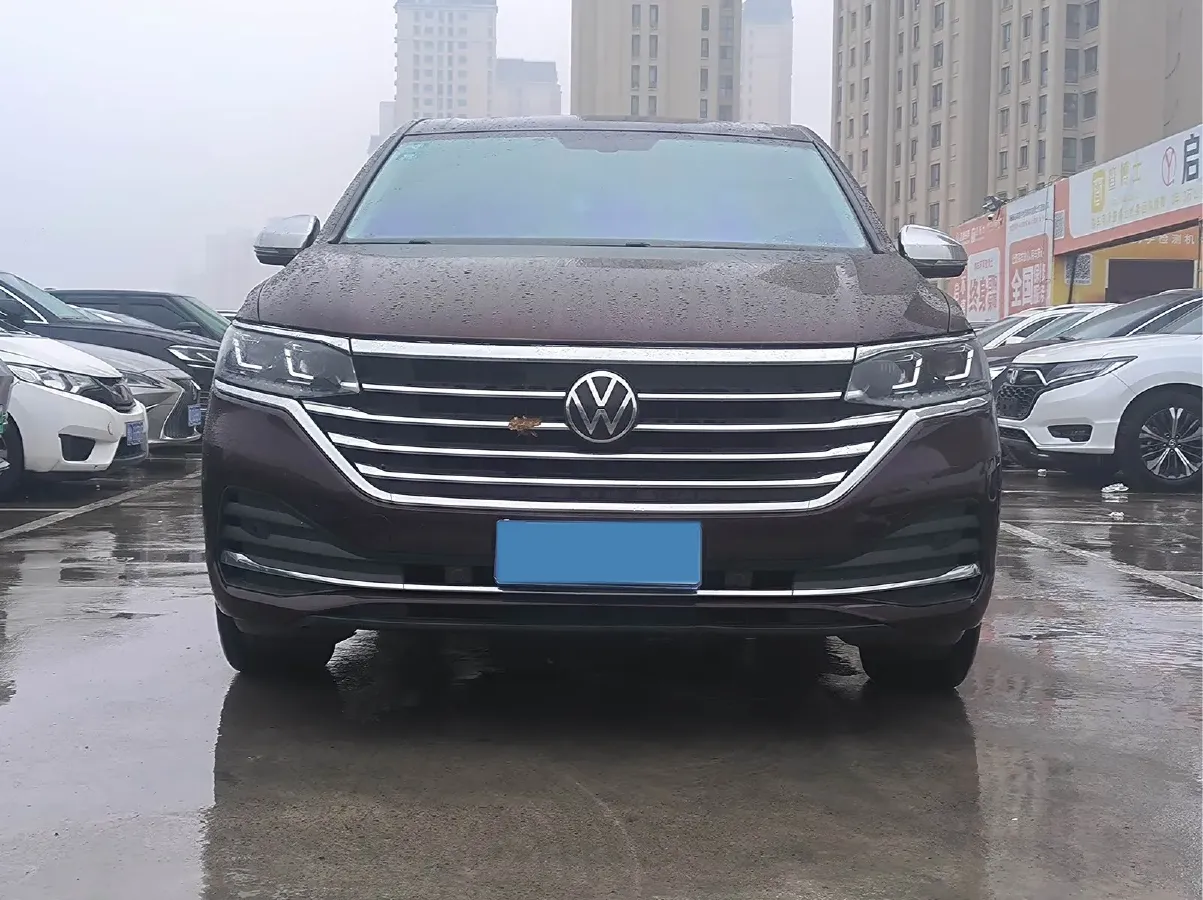 2020 Volkswagen Viloran 2.0T 186HP L4 7DCT,autocango,china used car exporter,china ev exporter,chinese used car exporter,chinese used ev exporter
