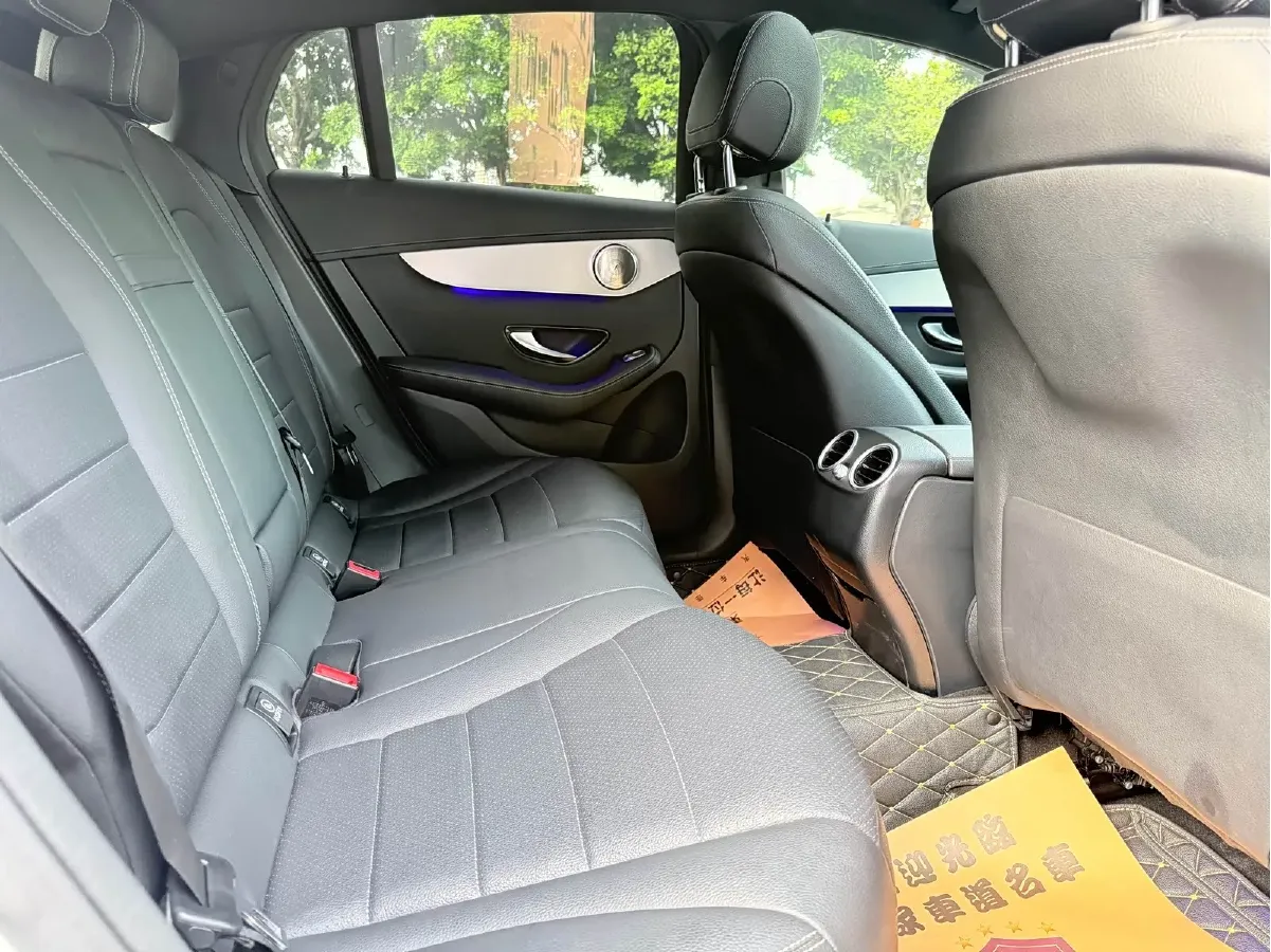 2021 Mercedes-Benz GLC Coupe 2.0T 197HP L4 9AT,autocango,china used car exporter,china ev exporter,chinese used car exporter,chinese used ev exporter