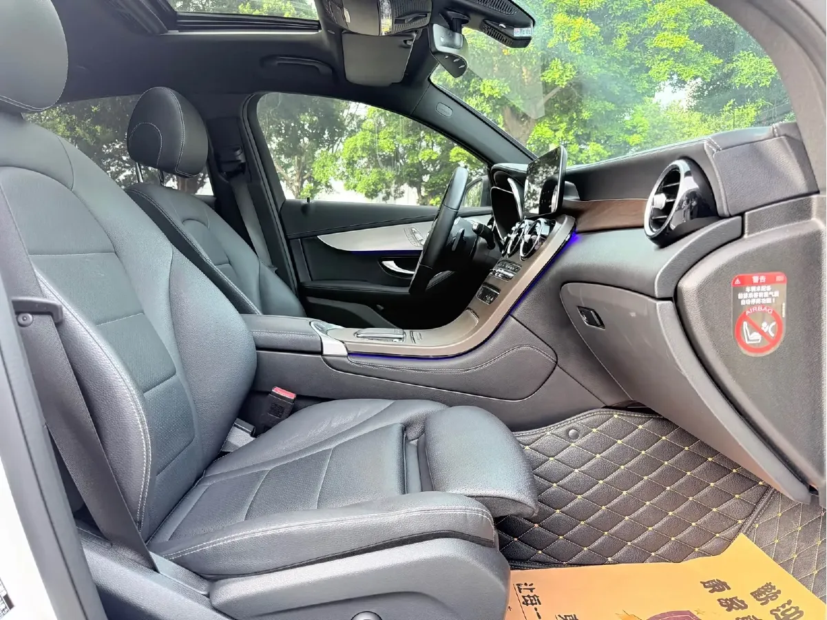 2021 Mercedes-Benz GLC Coupe 2.0T 197HP L4 9AT,autocango,china used car exporter,china ev exporter,chinese used car exporter,chinese used ev exporter