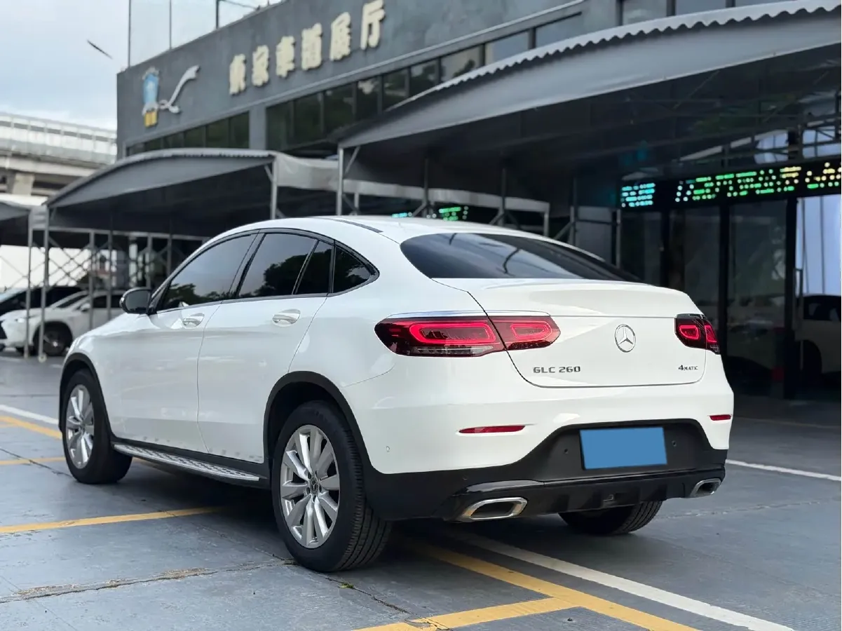 2021 Mercedes-Benz GLC Coupe 2.0T 197HP L4 9AT,autocango,china used car exporter,china ev exporter,chinese used car exporter,chinese used ev exporter
