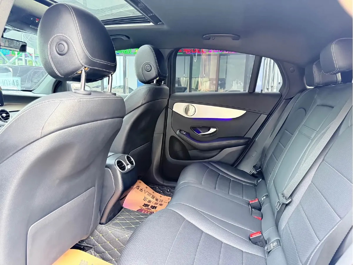 2021 Mercedes-Benz GLC Coupe 2.0T 197HP L4 9AT,autocango,china used car exporter,china ev exporter,chinese used car exporter,chinese used ev exporter