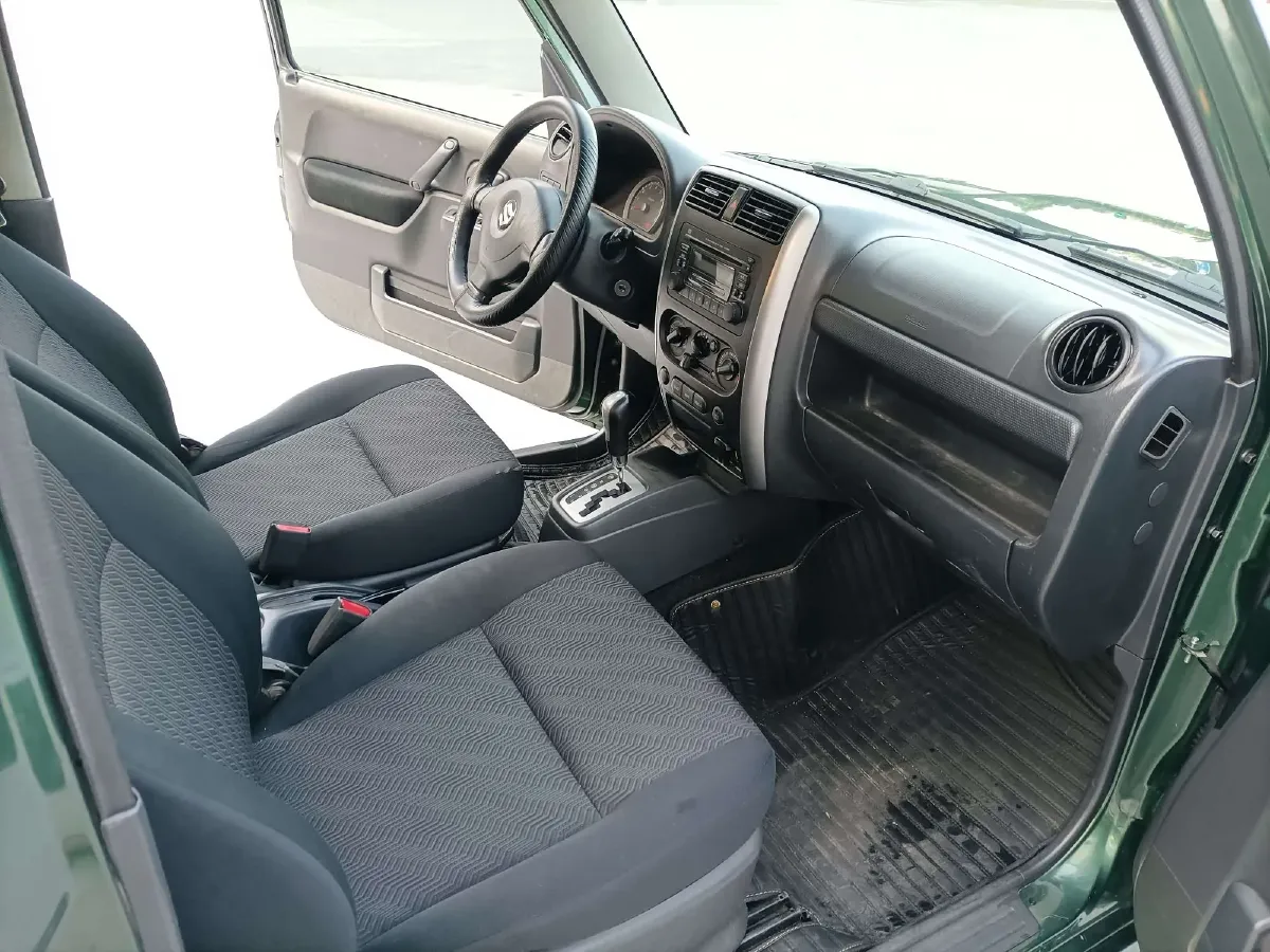 2012 Suzuki Jimny 1.3L 85HP L4 4AT,autocango,china used car exporter,china ev exporter,chinese used car exporter,chinese used ev exporter