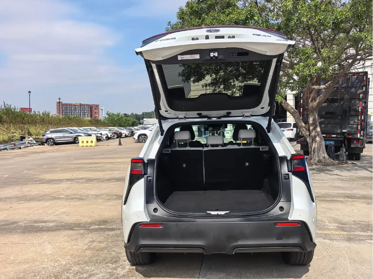 2022 Toyota bZ4X BEV 66.7KWH,autocango,china used car exporter,china ev exporter,chinese used car exporter,chinese used ev exporter