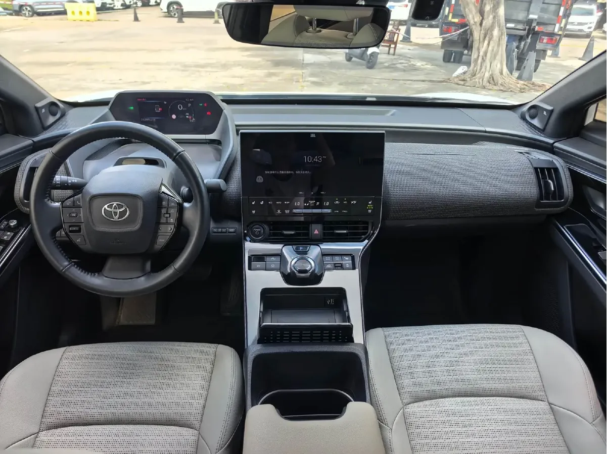 2022 Toyota bZ4X BEV 66.7KWH,autocango,china used car exporter,china ev exporter,chinese used car exporter,chinese used ev exporter