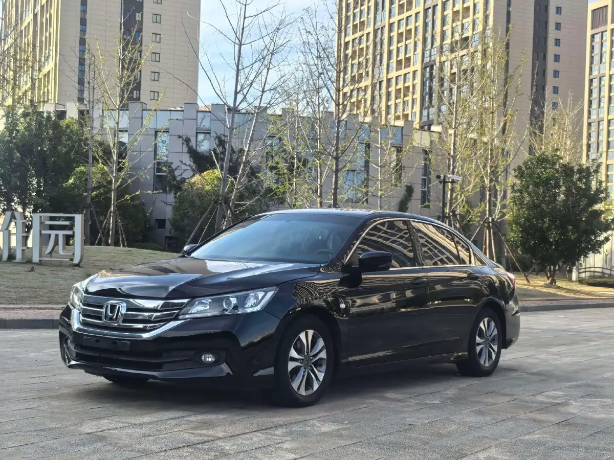 2014 Honda Accord 2.0L 155HP L4 CVT