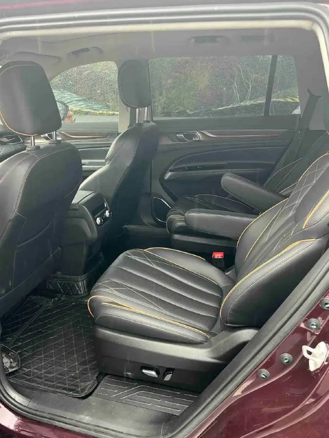 2021 Ford Equator 2.0T 224HP L4 6DCT,autocango,china used car exporter,china ev exporter,chinese used car exporter,chinese used ev exporter