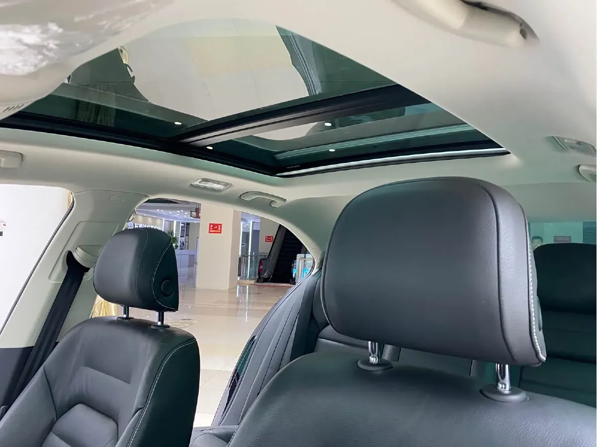 2018 Volkswagen Phideon 2.0T 224HP L4 7DCT,autocango,china used car exporter,china ev exporter,chinese used car exporter,chinese used ev exporter