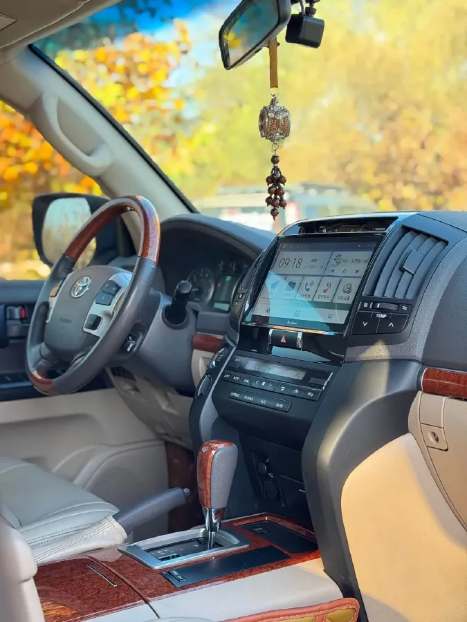 2015 Toyota Land Cruiser 4.0L 275HP V6 5AT,autocango,china used car exporter,china ev exporter,chinese used car exporter,chinese used ev exporter