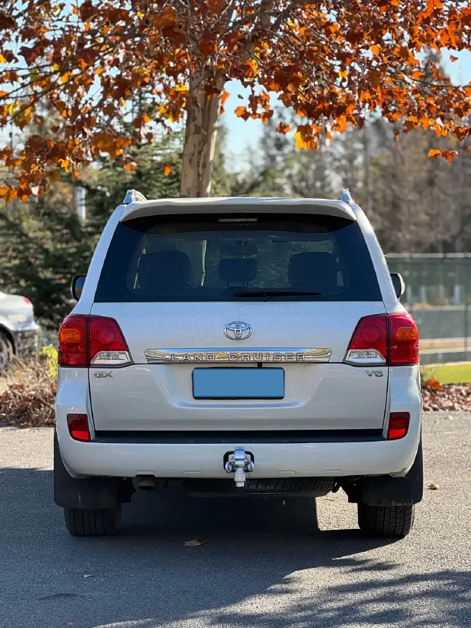 2015 Toyota Land Cruiser 4.0L 275HP V6 5AT,autocango,china used car exporter,china ev exporter,chinese used car exporter,chinese used ev exporter