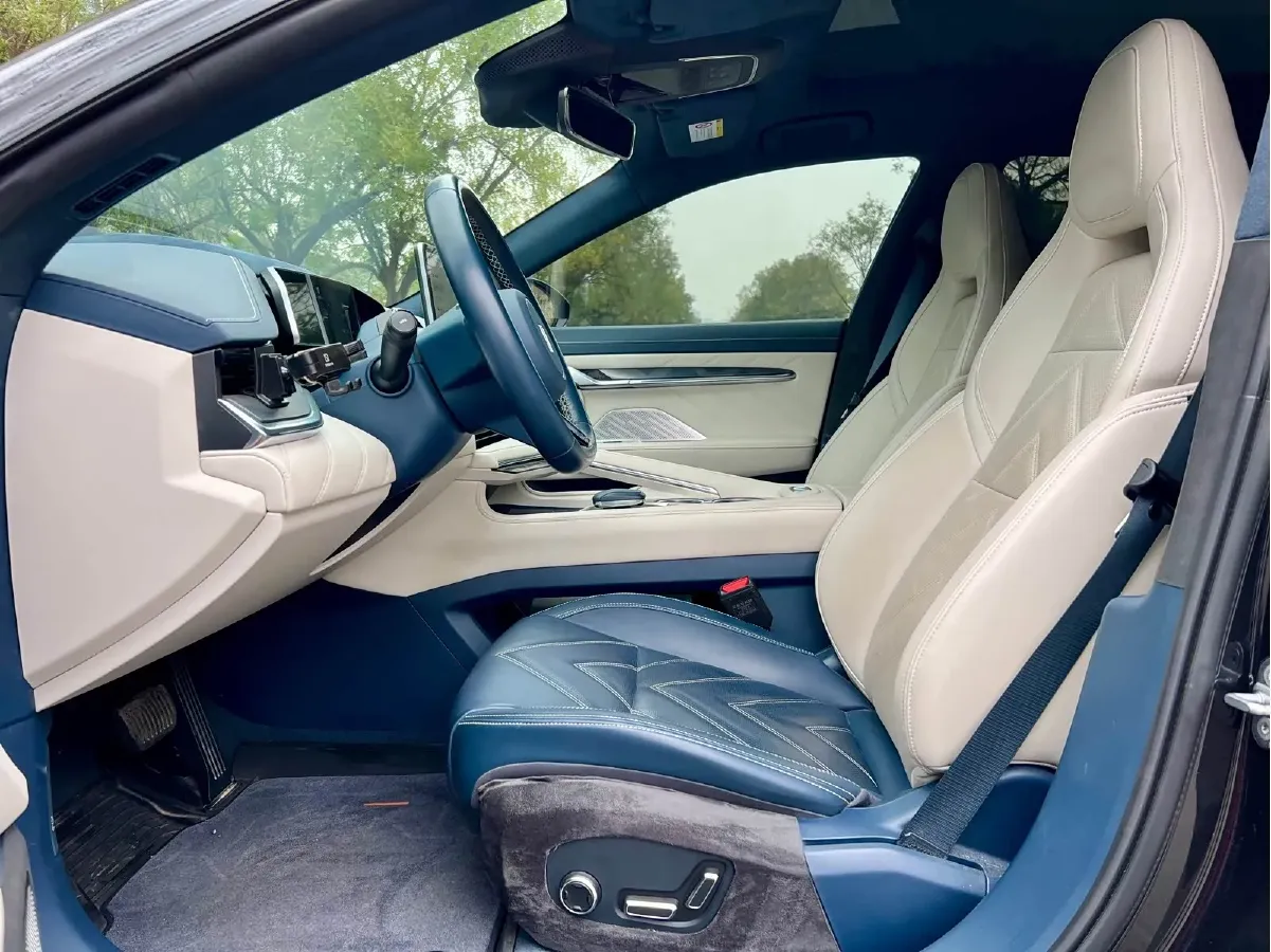 2021 Zeekr 001 BEV 100KWH,autocango,china used car exporter,china ev exporter,chinese used car exporter,chinese used ev exporter