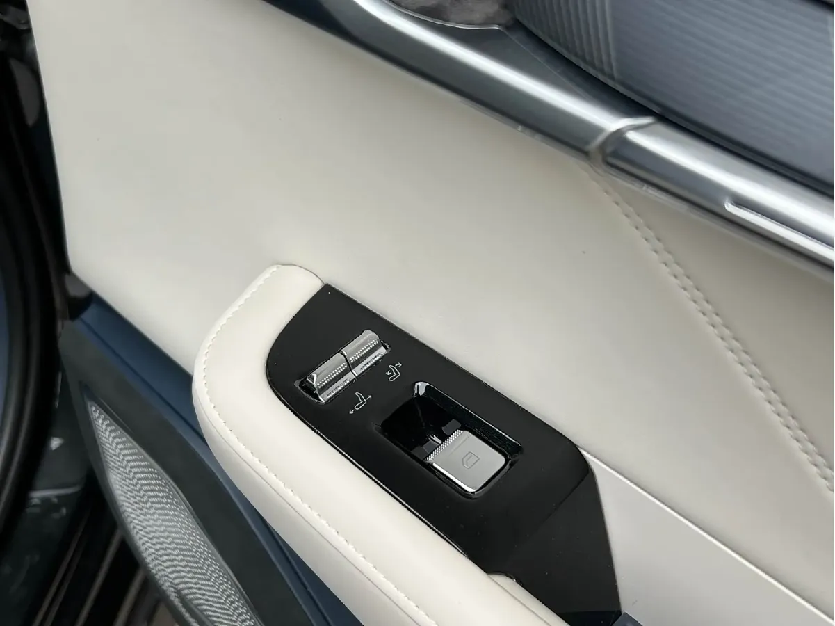 2021 Zeekr 001 BEV 100KWH,autocango,china used car exporter,china ev exporter,chinese used car exporter,chinese used ev exporter