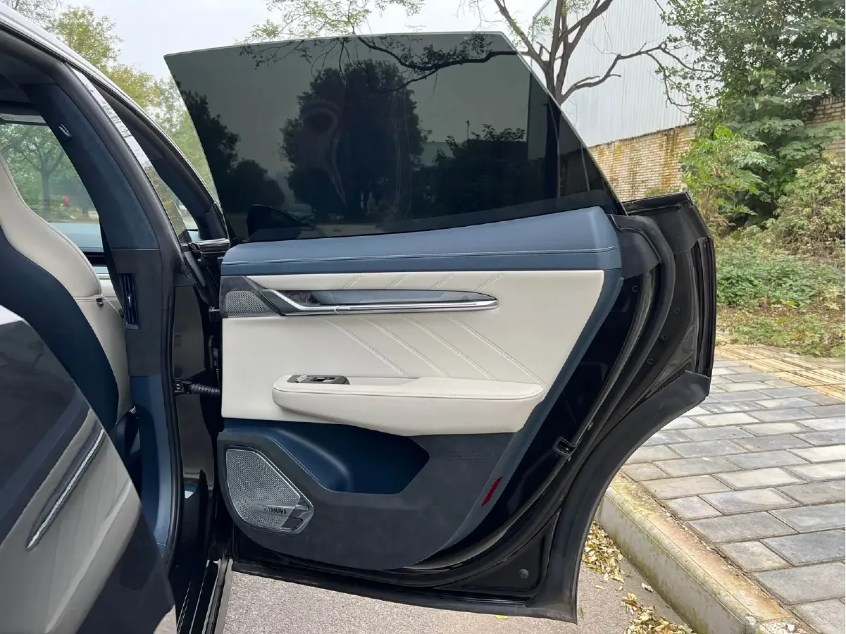 2021 Zeekr 001 BEV 100KWH,autocango,china used car exporter,china ev exporter,chinese used car exporter,chinese used ev exporter