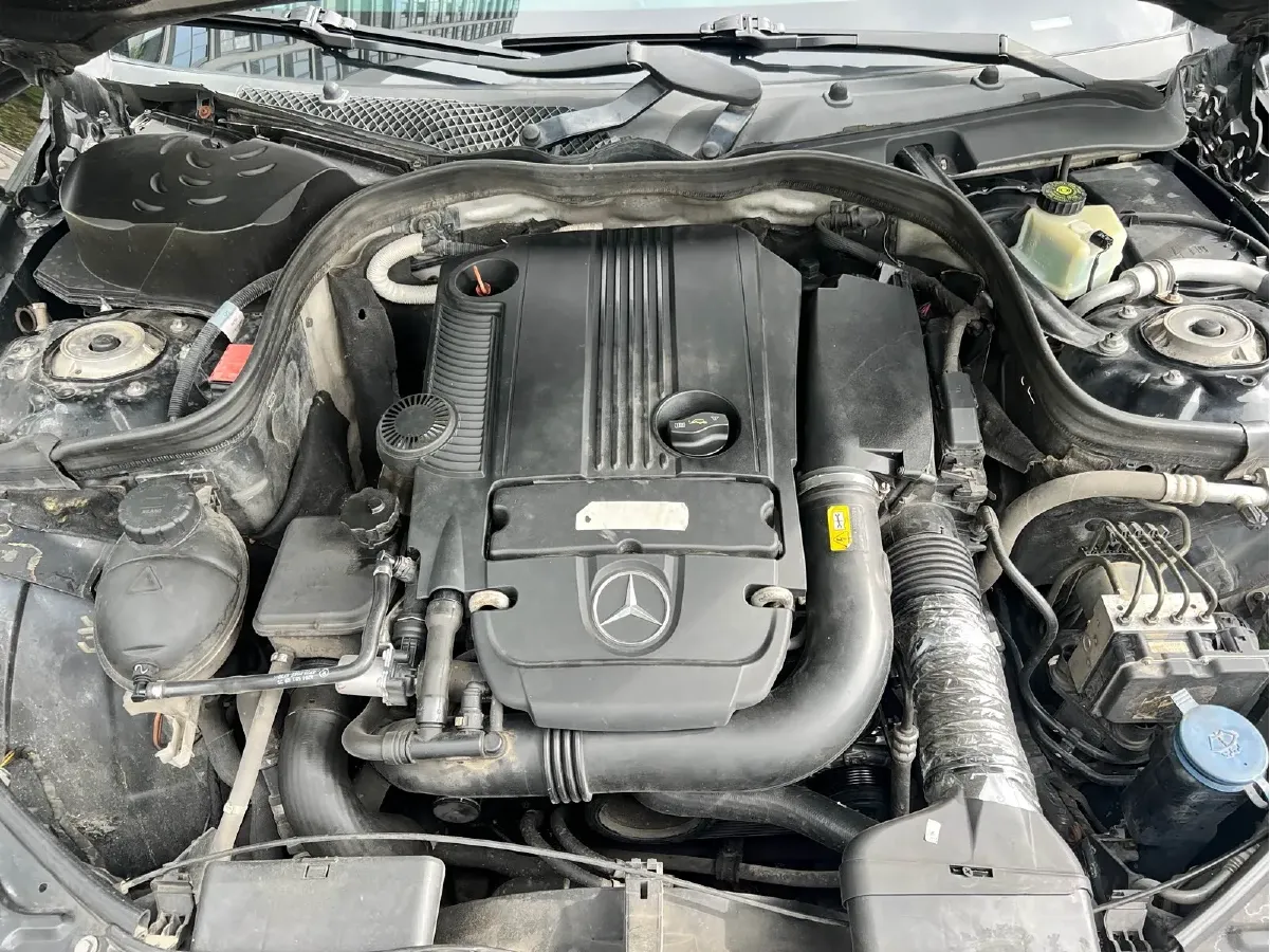 2014 Mercedes-Benz E Class 1.8T 204HP L4 7AT,autocango,china used car exporter,china ev exporter,chinese used car exporter,chinese used ev exporter