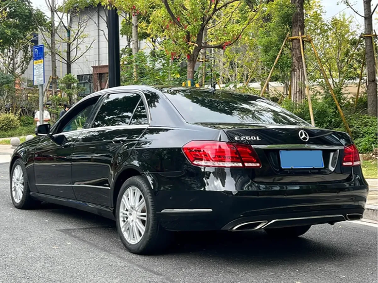 2014 Mercedes-Benz E Class 1.8T 204HP L4 7AT,autocango,china used car exporter,china ev exporter,chinese used car exporter,chinese used ev exporter