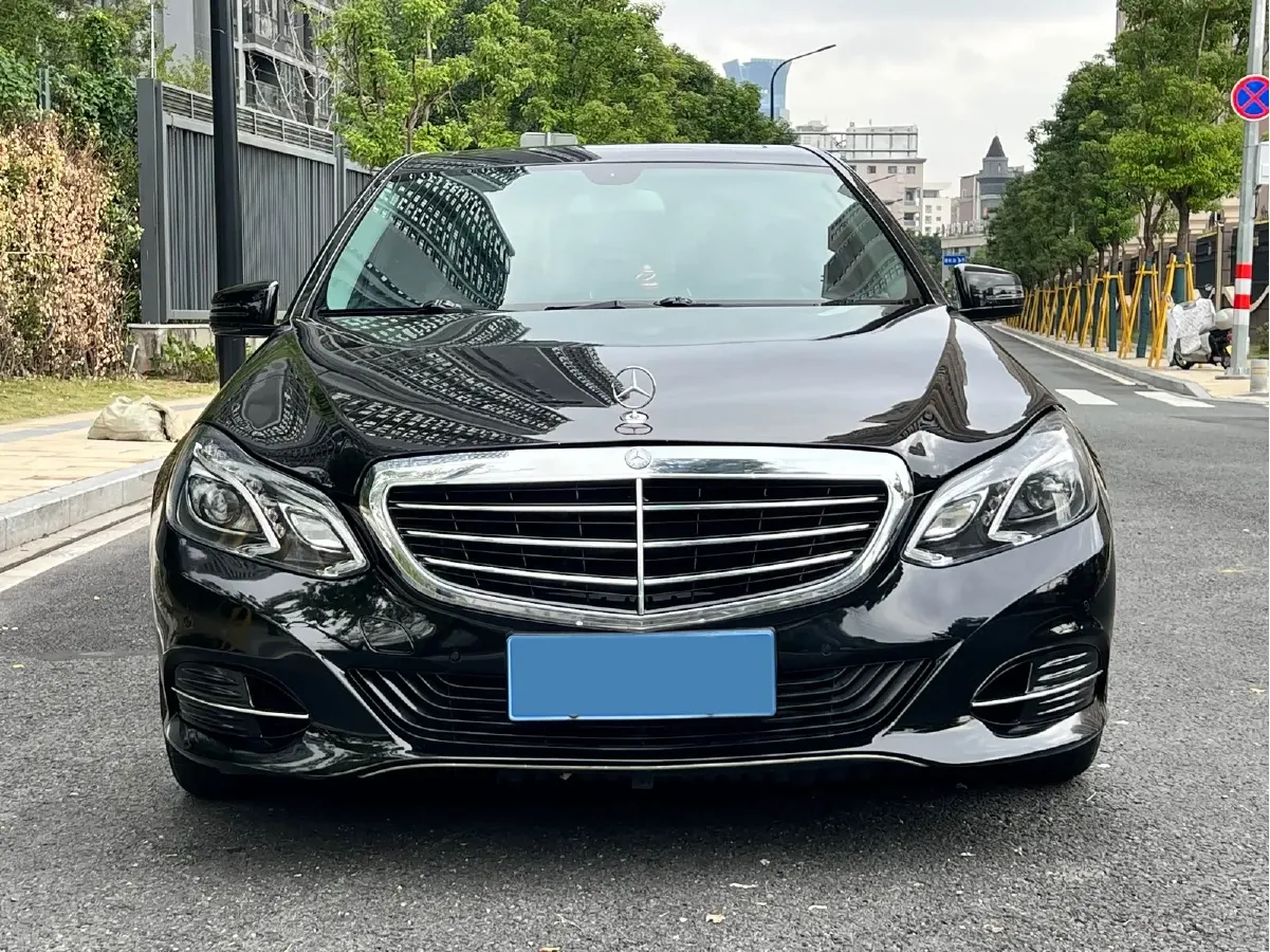 2014 Mercedes-Benz E Class 1.8T 204HP L4 7AT,autocango,china used car exporter,china ev exporter,chinese used car exporter,chinese used ev exporter