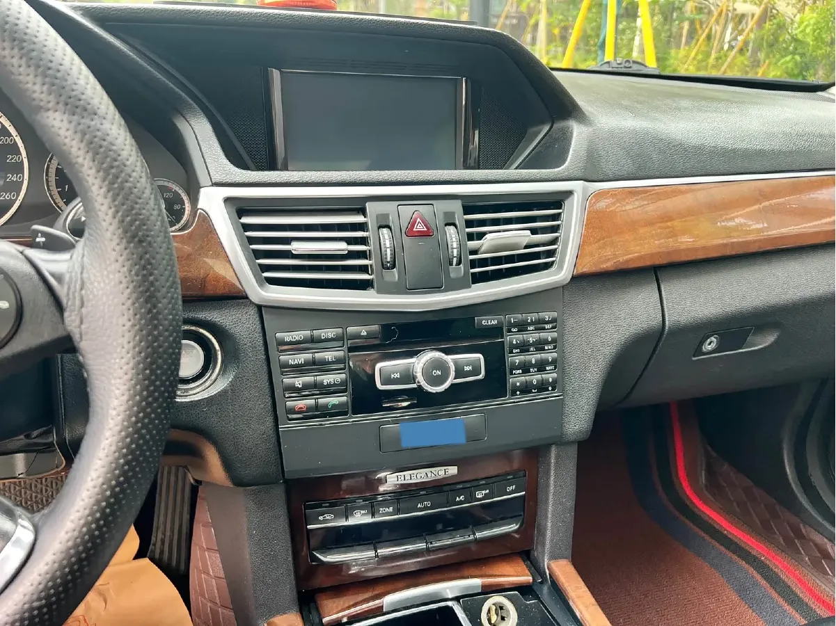 2014 Mercedes-Benz E Class 1.8T 204HP L4 7AT,autocango,china used car exporter,china ev exporter,chinese used car exporter,chinese used ev exporter