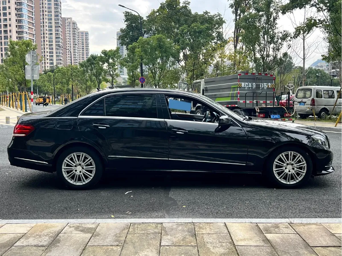 2014 Mercedes-Benz E Class 1.8T 204HP L4 7AT,autocango,china used car exporter,china ev exporter,chinese used car exporter,chinese used ev exporter