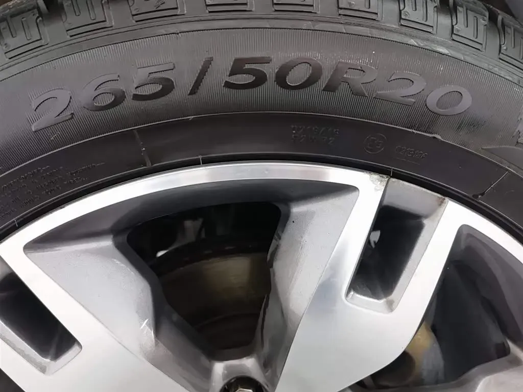 2016 Ford Everest 2.0T 245HP L4 6AT,autocango,china used car exporter,china ev exporter,chinese used car exporter,chinese used ev exporter