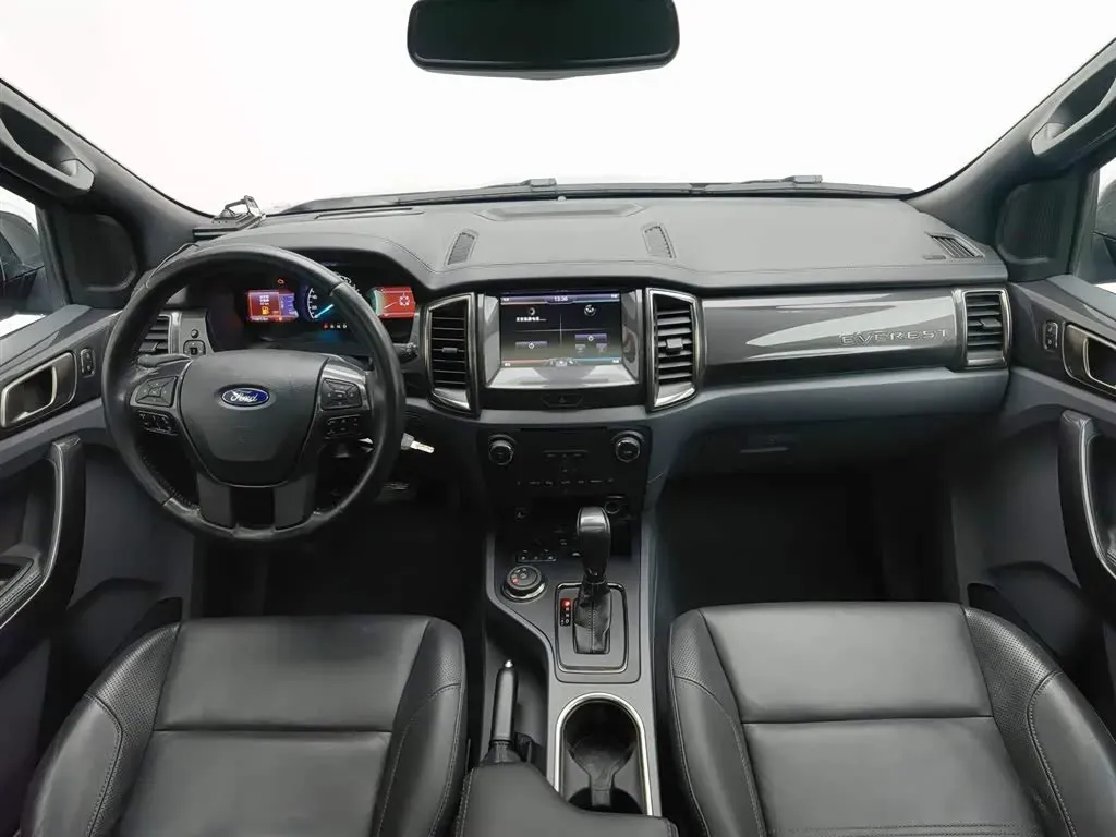 2016 Ford Everest 2.0T 245HP L4 6AT,autocango,china used car exporter,china ev exporter,chinese used car exporter,chinese used ev exporter