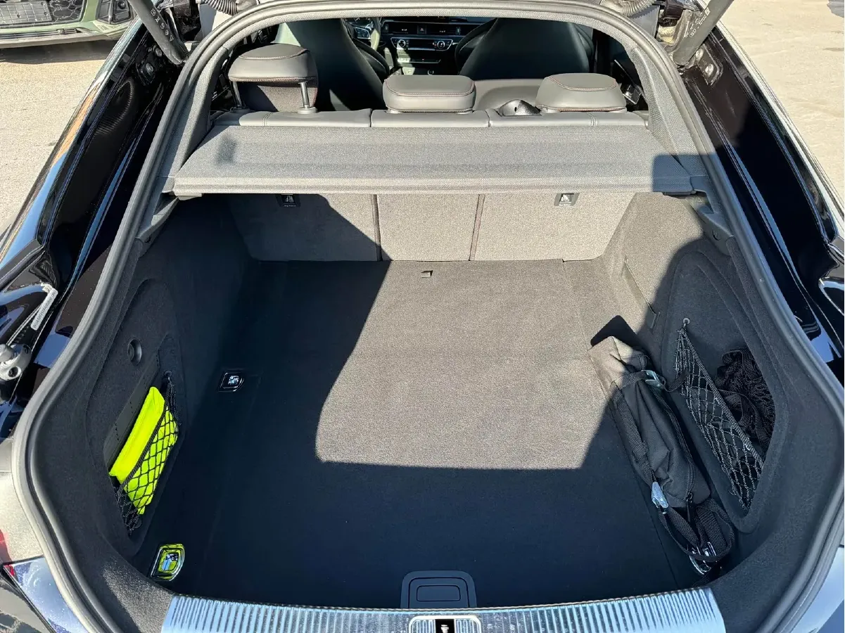 2023 Audi RS 5 2.9T 450HP V6 8AT,autocango,china used car exporter,china ev exporter,chinese used car exporter,chinese used ev exporter