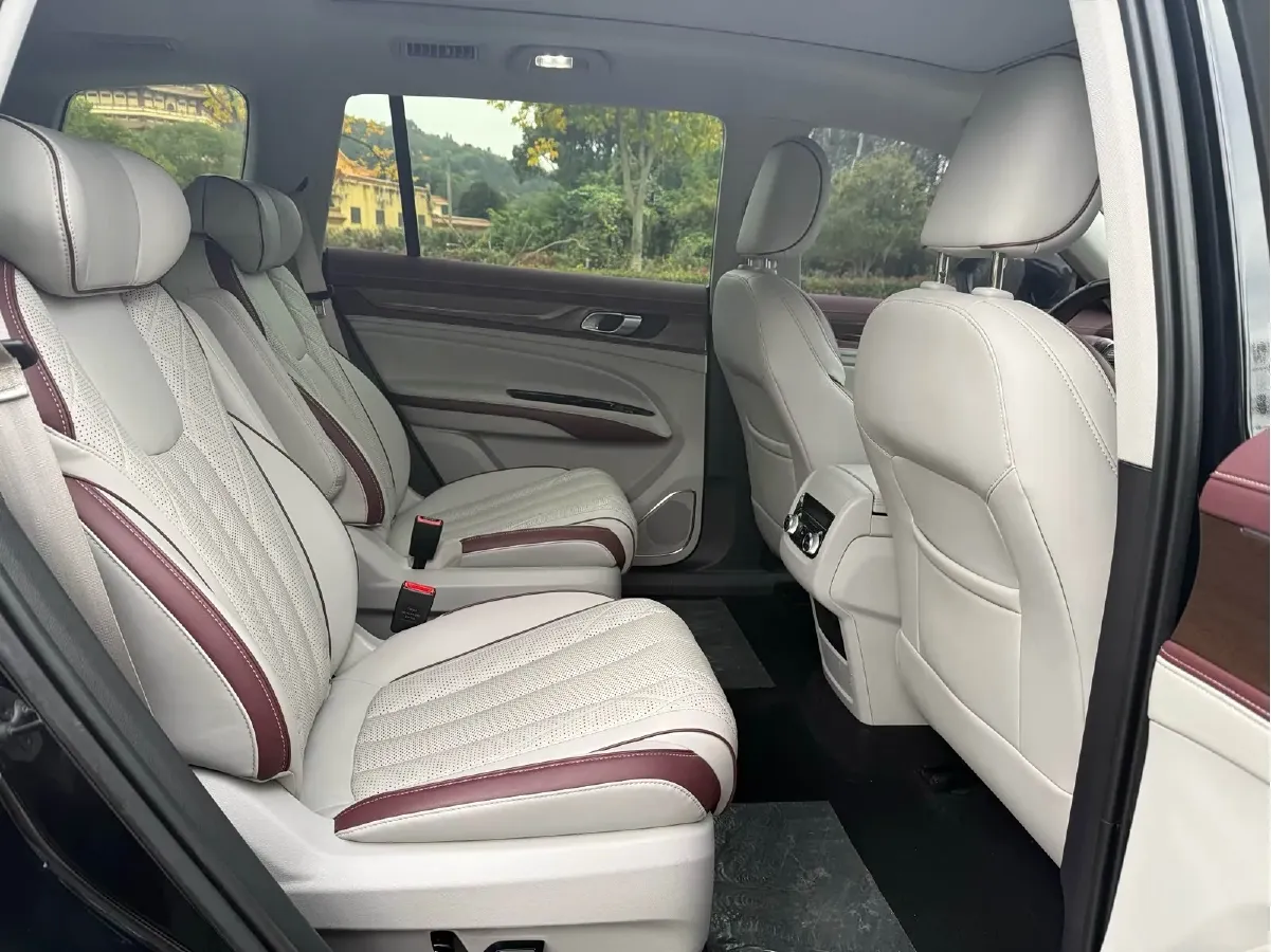 2021 Ford Equator 2.0T 224HP L4 6DCT,autocango,china used car exporter,china ev exporter,chinese used car exporter,chinese used ev exporter