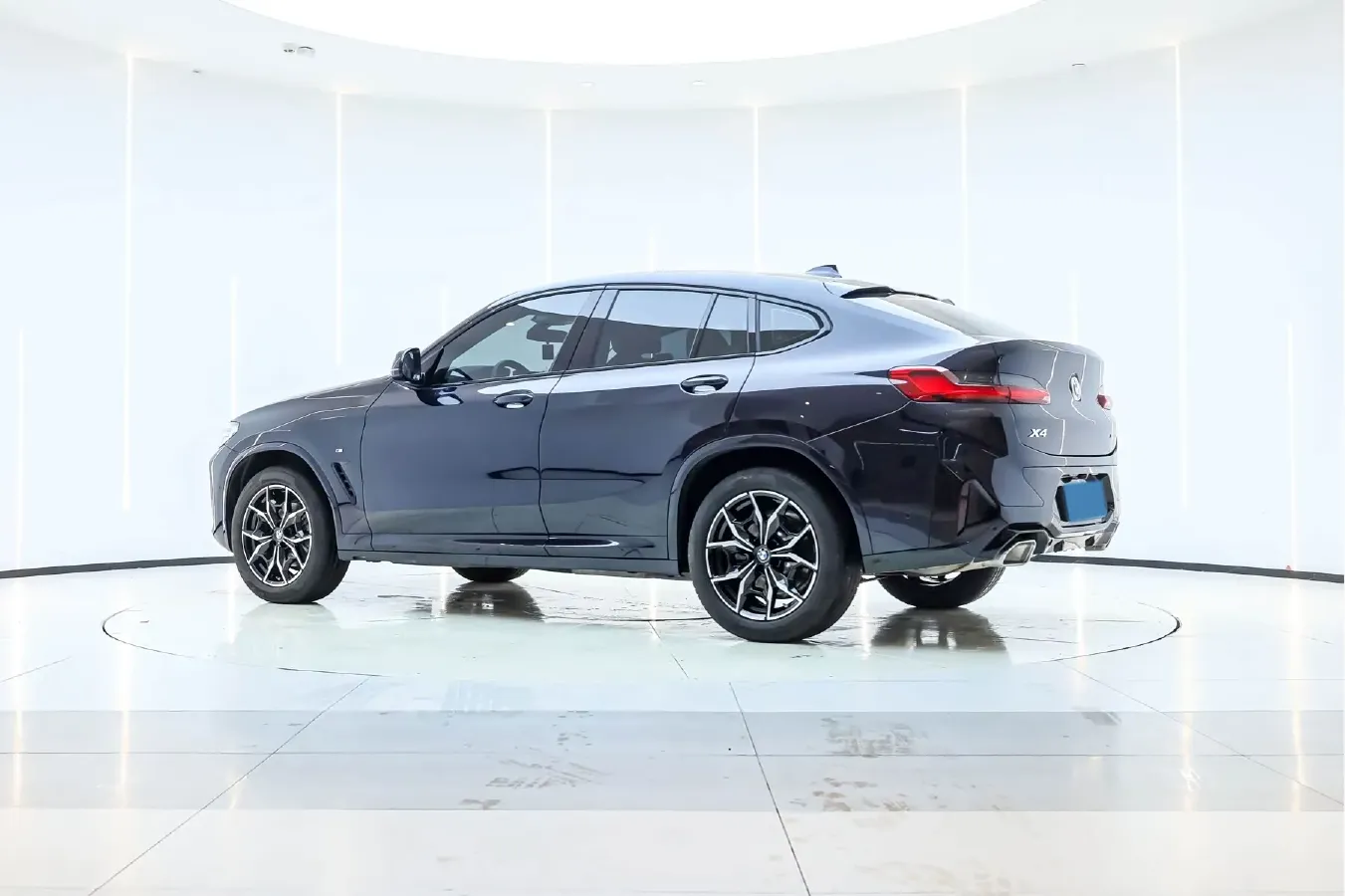 2022 BMW X4 2.0T 184HP L4 8AT,autocango,china used car exporter,china ev exporter,chinese used car exporter,chinese used ev exporter