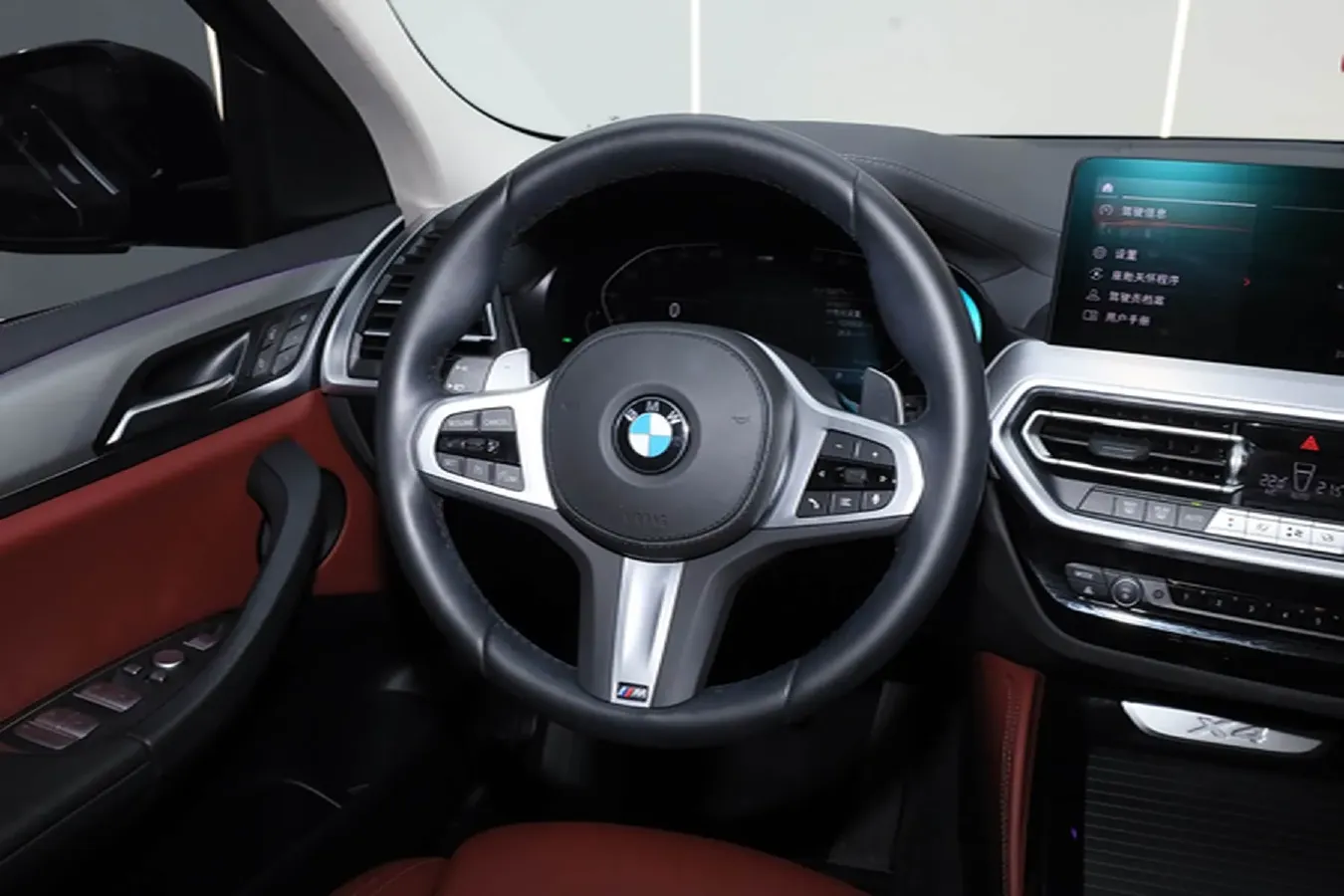 2022 BMW X4 2.0T 184HP L4 8AT,autocango,china used car exporter,china ev exporter,chinese used car exporter,chinese used ev exporter