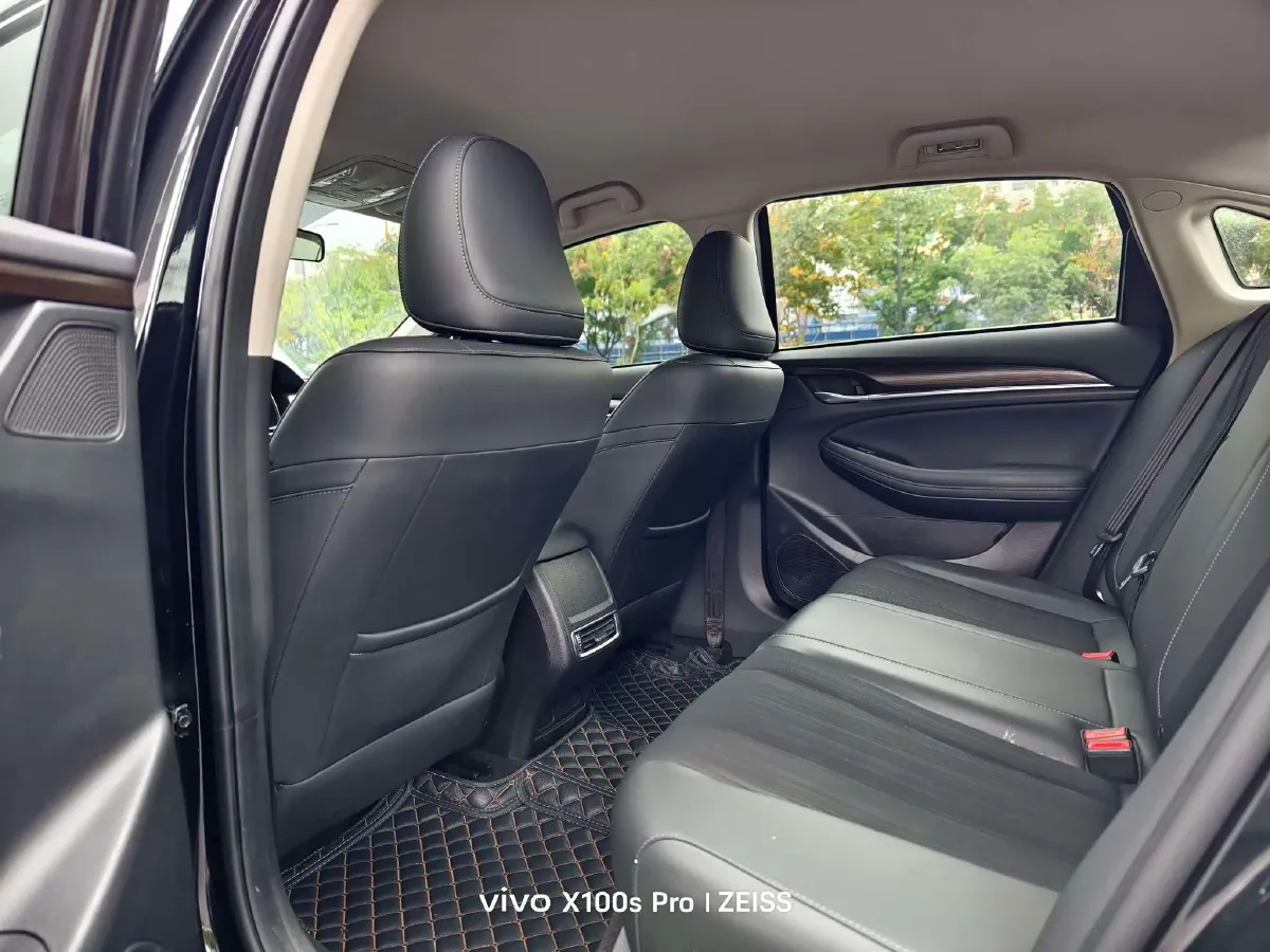 2019 GAC Trumpchi GA6 1.5T 169HP L4 6AT,autocango,china used car exporter,china ev exporter,chinese used car exporter,chinese used ev exporter